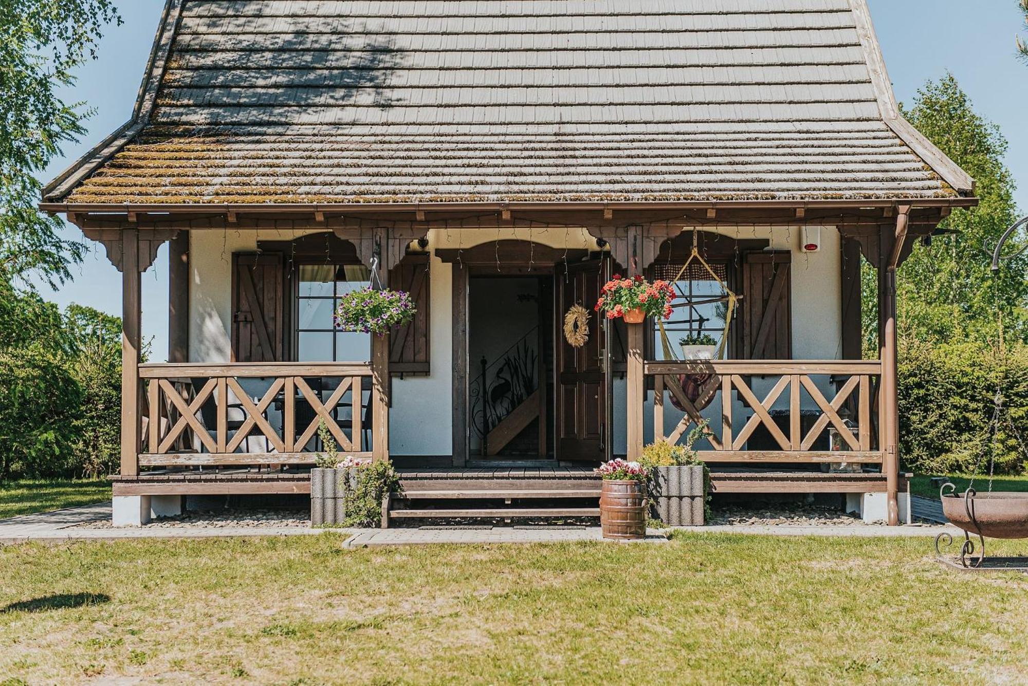 Вилла Rajski Domek Nad Jeziorem Radacz Борне-Сулиново Экстерьер фото