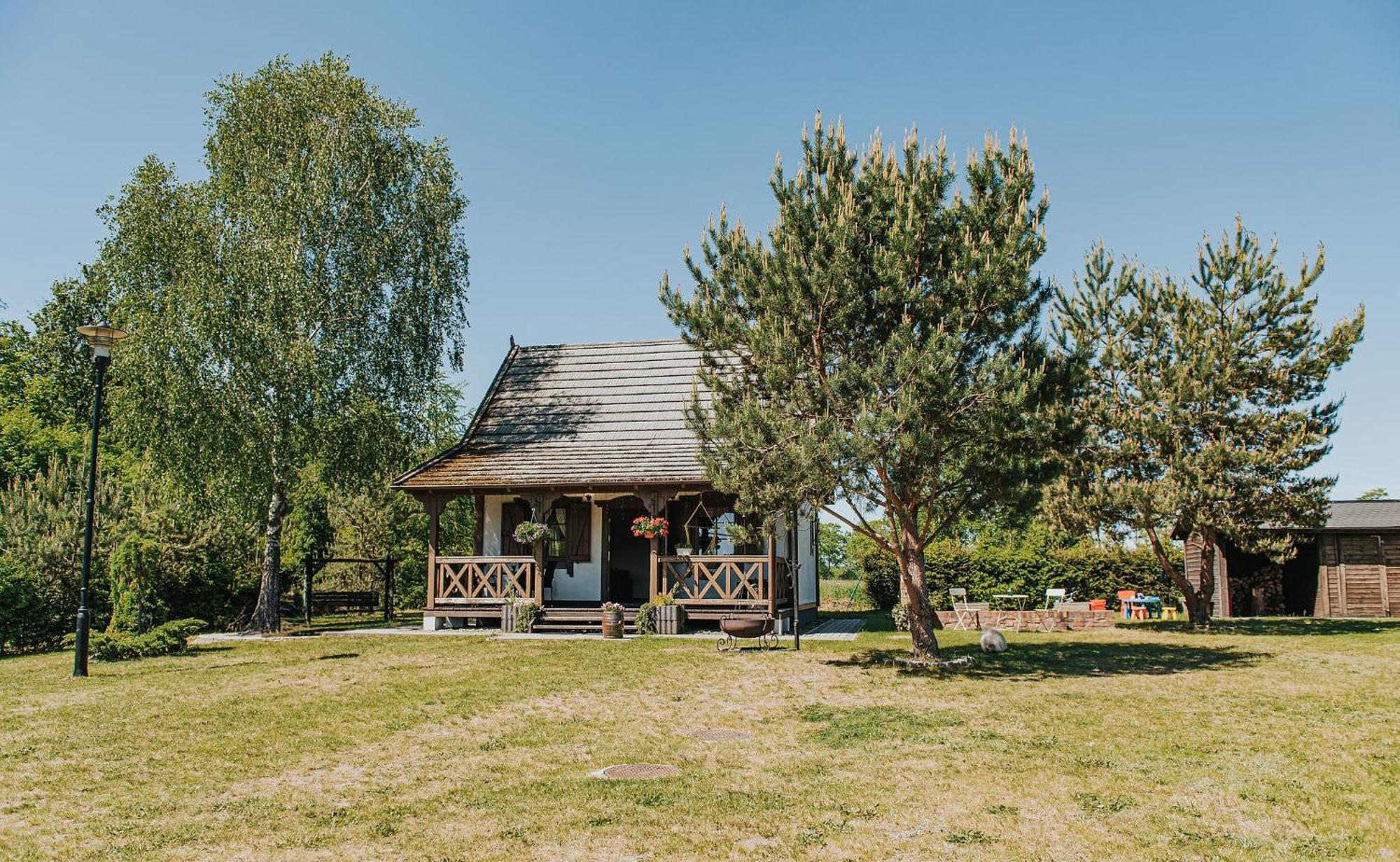 Вилла Rajski Domek Nad Jeziorem Radacz Борне-Сулиново Экстерьер фото